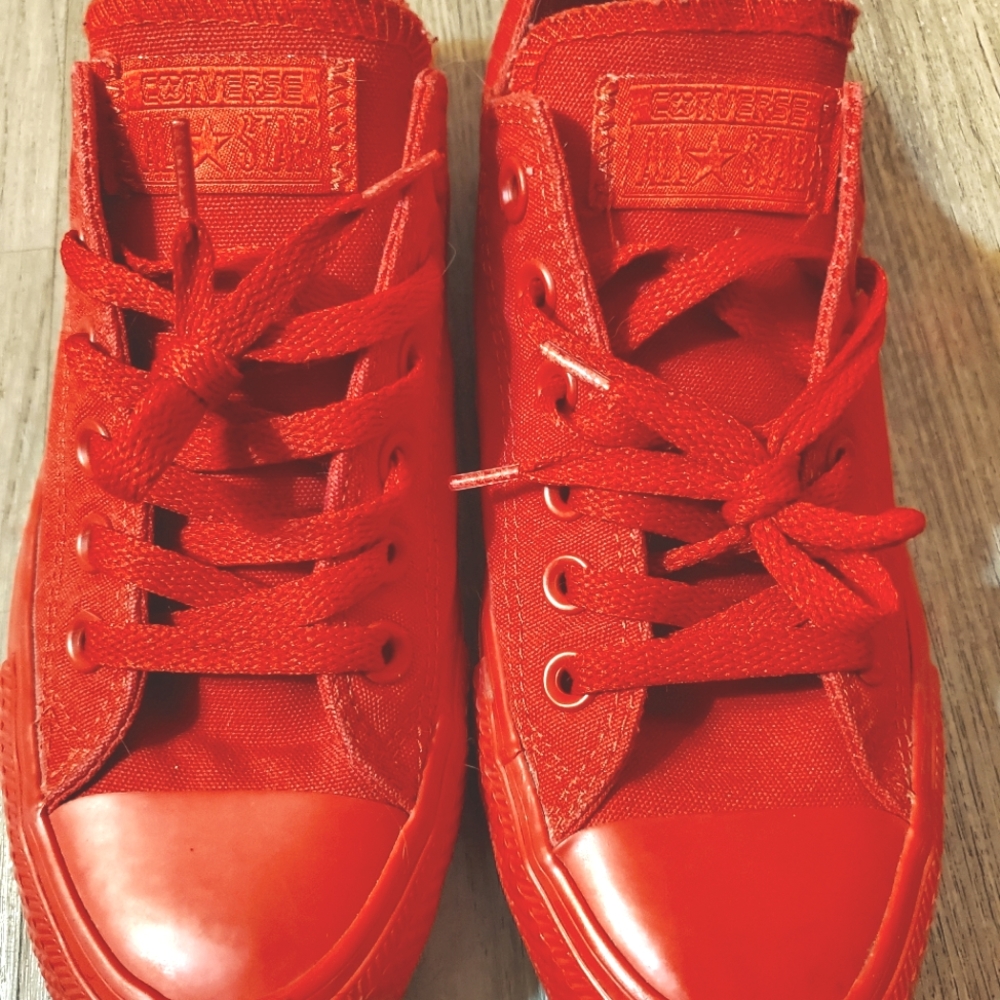 Red Converse Chuck Taylors (Low)